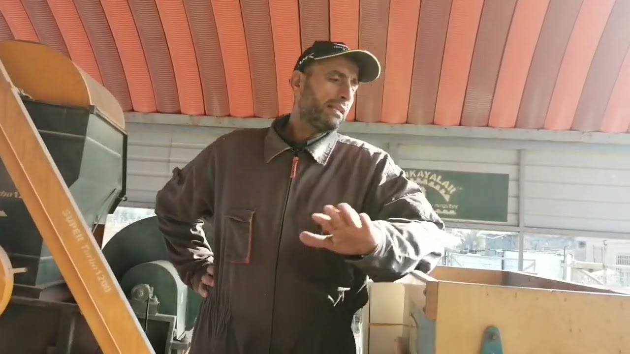 عملية التنقية لمحصول فول الصويا في العراق