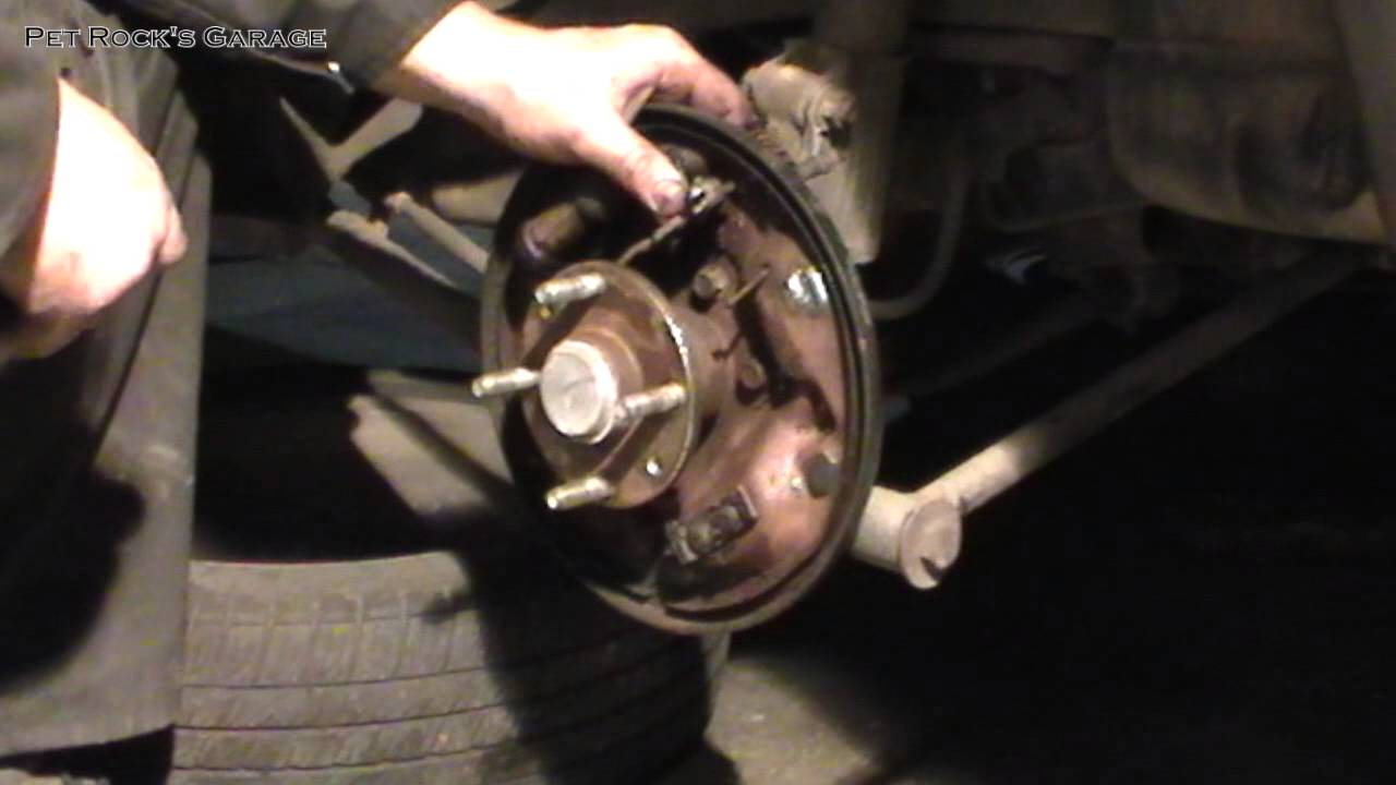 How To Fix, Rebuild & Service Seized Brake Drum Ford Escort ZX2 YouTube