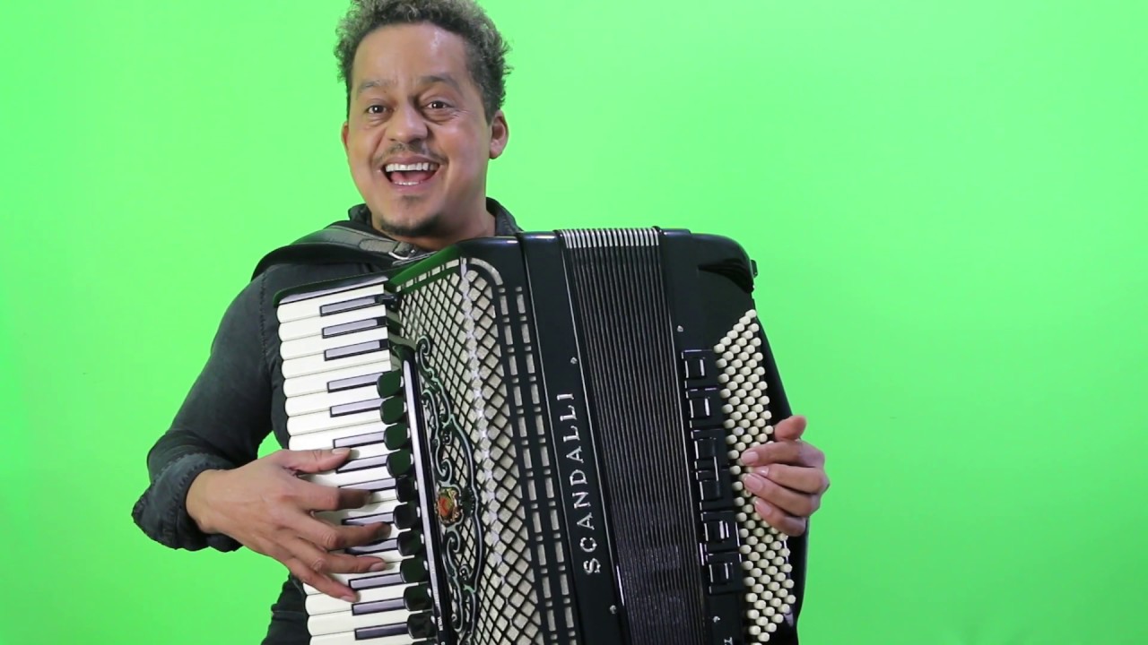 Video Aula Acordeon - Aquerenciado.