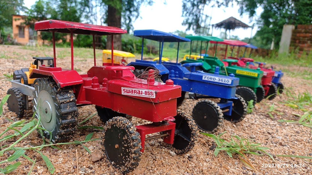 Swaraj 855 Tractor Loading Jcb Mini Tractor Auto Rickshaw Taxi