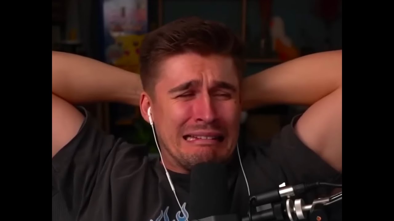 Ludwig crashing out playing League