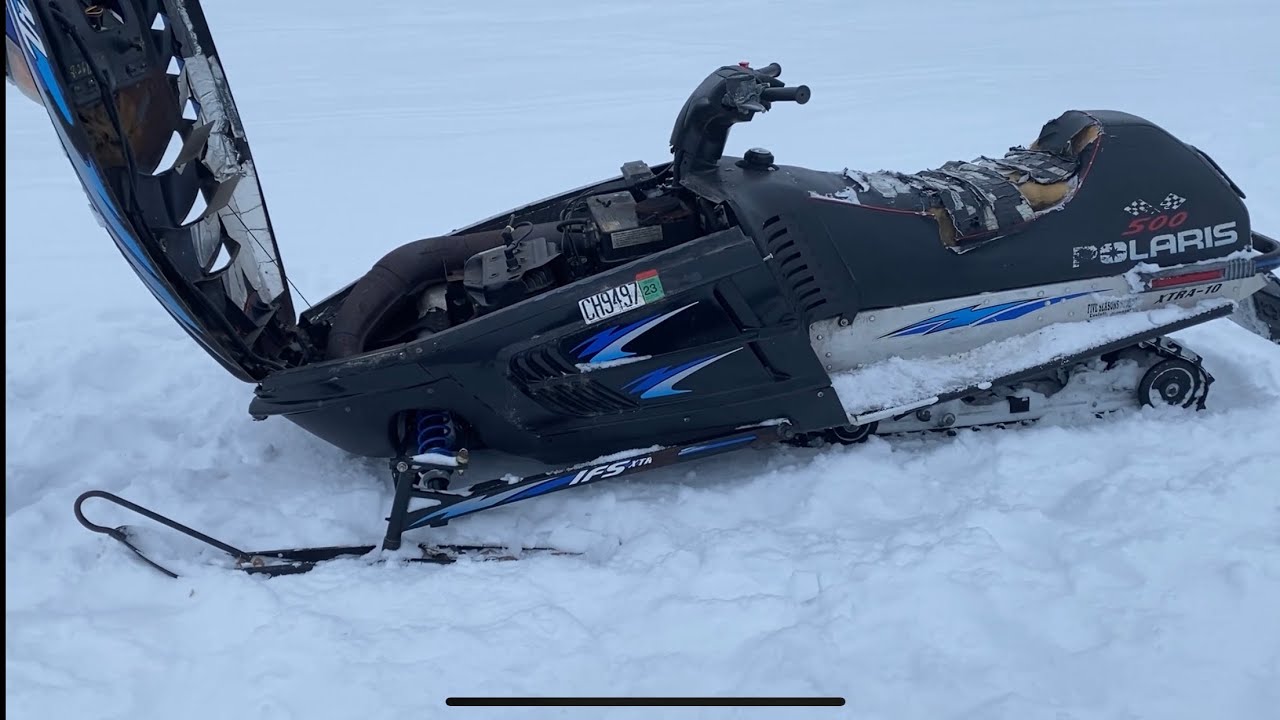 Recovering a broken down snowmobile!! *Super far away*