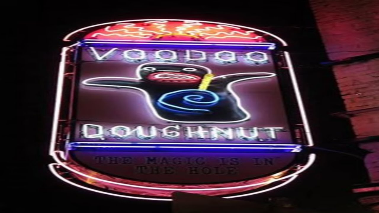 Voodoo Donuts -There's Something Spooky Happening with Mysterious Magic Here !  