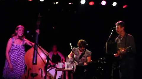 The Mayhaws, "I Want To Be Sedated" (07-15-2008 (0...