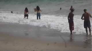 Chicas En Playa En Bikini