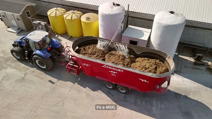 Solomix 3 4600 feed mixer - Abel Dairy Farms