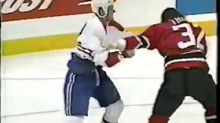Darcy Tucker vs Steve Thomas