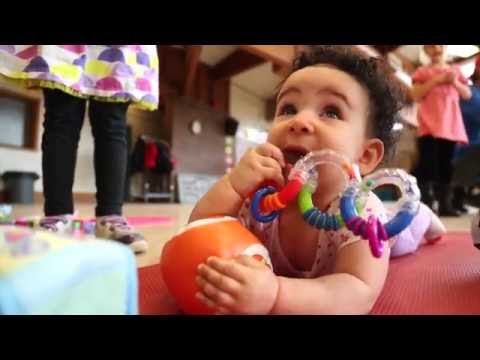 À vous de jouer ensemble! Conseils pour les familles (HAB02-F)