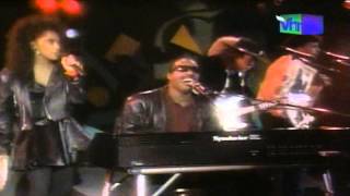 Stevie Wonder with Stevie Ray Vaughan - Superstition chords