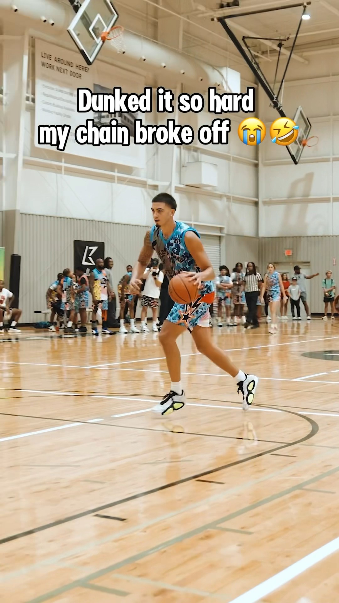 Broke my chain on this dunk ?
