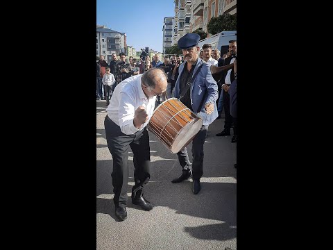 Çerkez Barının Ustası Sahnede - Erzurum Gelin Çıkarma  | Erzurum Müzik © 2023