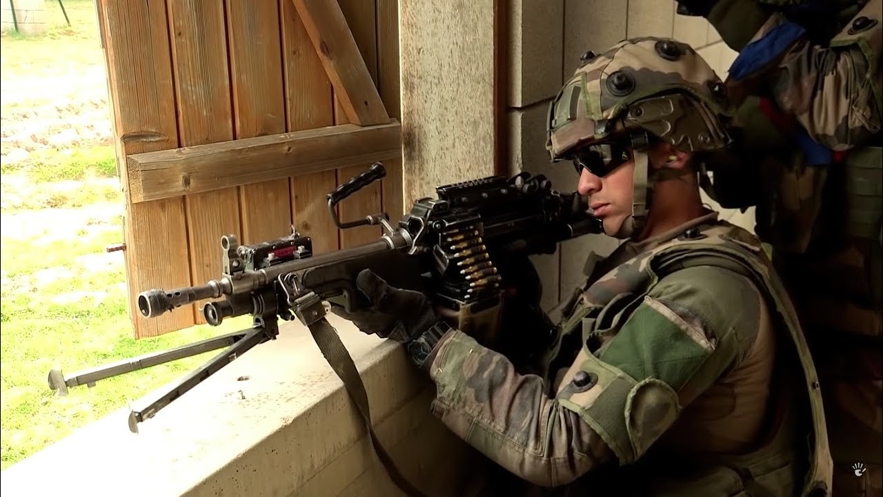 Франция готовится к гражданской войне