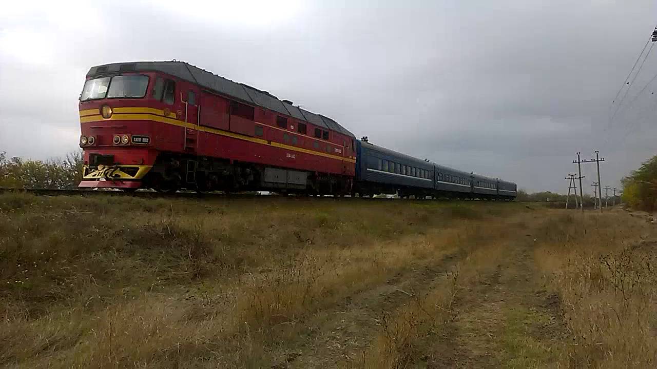 Прямой поезд джанкой. Поезд Керчь Джанкой. Джанкой Керчь электричка. Керчь ТЭП поезд. Керчь Джанкой поезд фото.