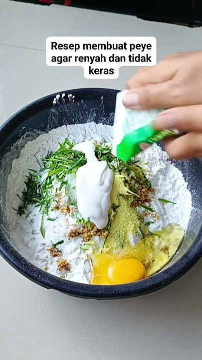 recipe for making peyek so that it is crispy and not hard #culinary #simplerecipes #sellingideas ...