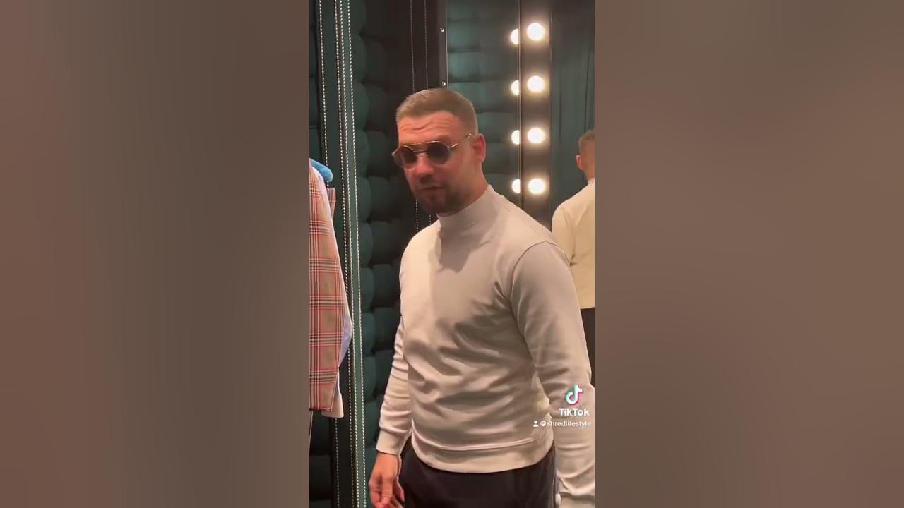 Der teuerste Anzug bei Gucci slavikjunge youtubeshorts shorts YouTube