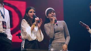 Nicole Rossi Il Collegio E Martina Attili Cantano Cherofobia Al Live Play Music Stop Violence