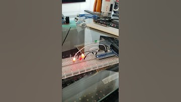 Binary numbers with LEDs on Raspberry Pi