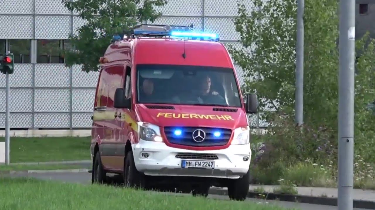 Erstmalig 2x Neues KEF Fw 1 Mülheim an der Ruhr - YouTube