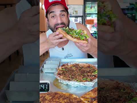 This was of the wildest fusion feasts I've tackled all year! 🌮🍕  // Wild Tacoz