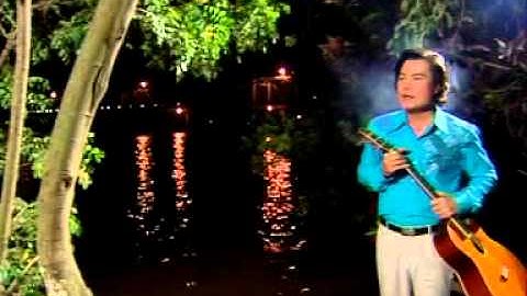 SÂN GA CHỈ CÓ 1 NGƯỜI...NS HÒANG CÔNG DANH