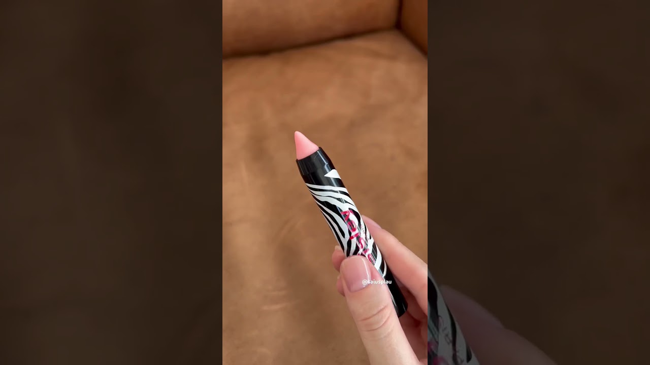 Sisley Phyto-Lip Twist Balm ? A Twist of Hydration and Color 