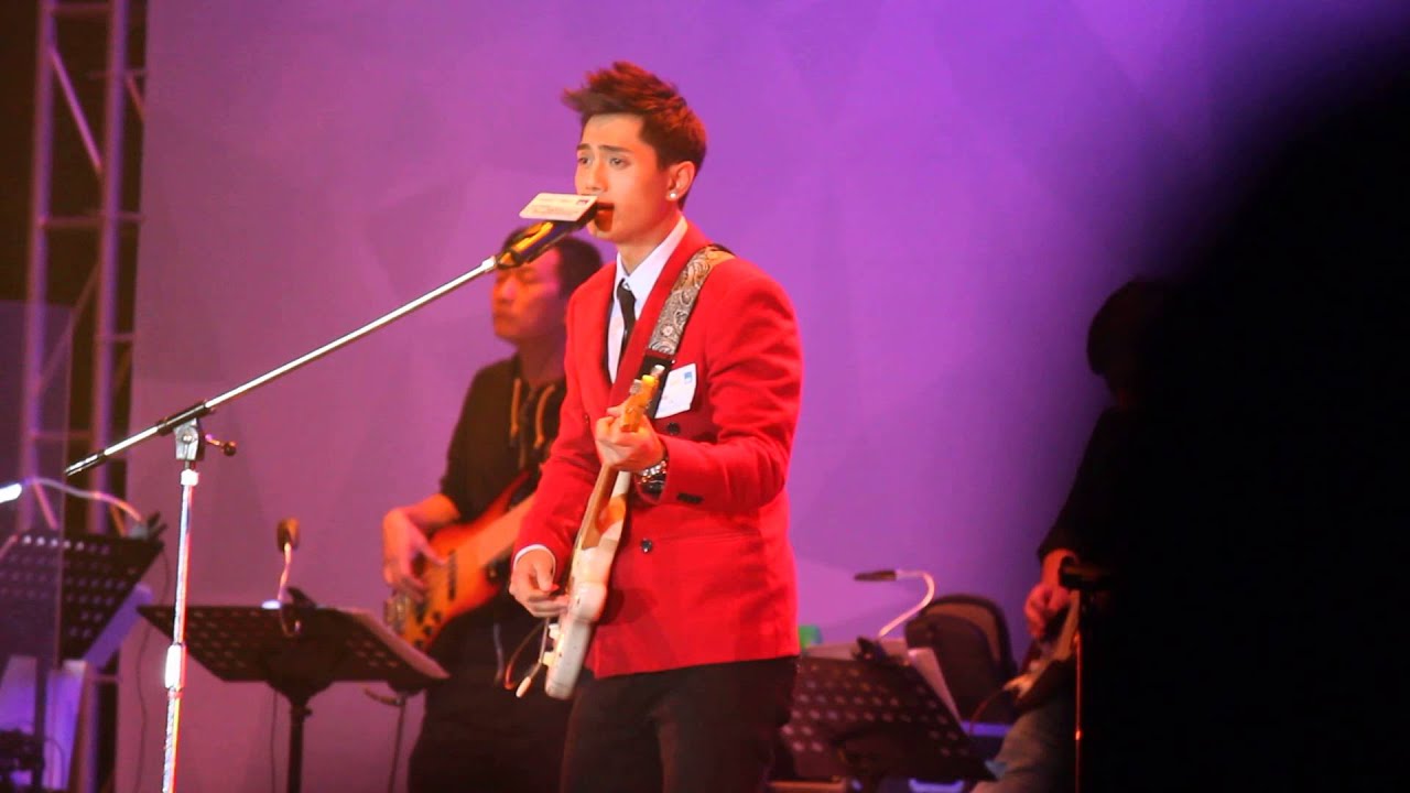 鄭俊弘《點火》@ AXA 安盛 新城We are the Champions音樂會 20141121