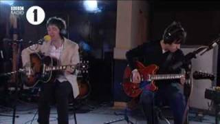 Noel Gallagher and Gem - Fade Away (BBC Radio 1 Live Lounge 03/2009) chords