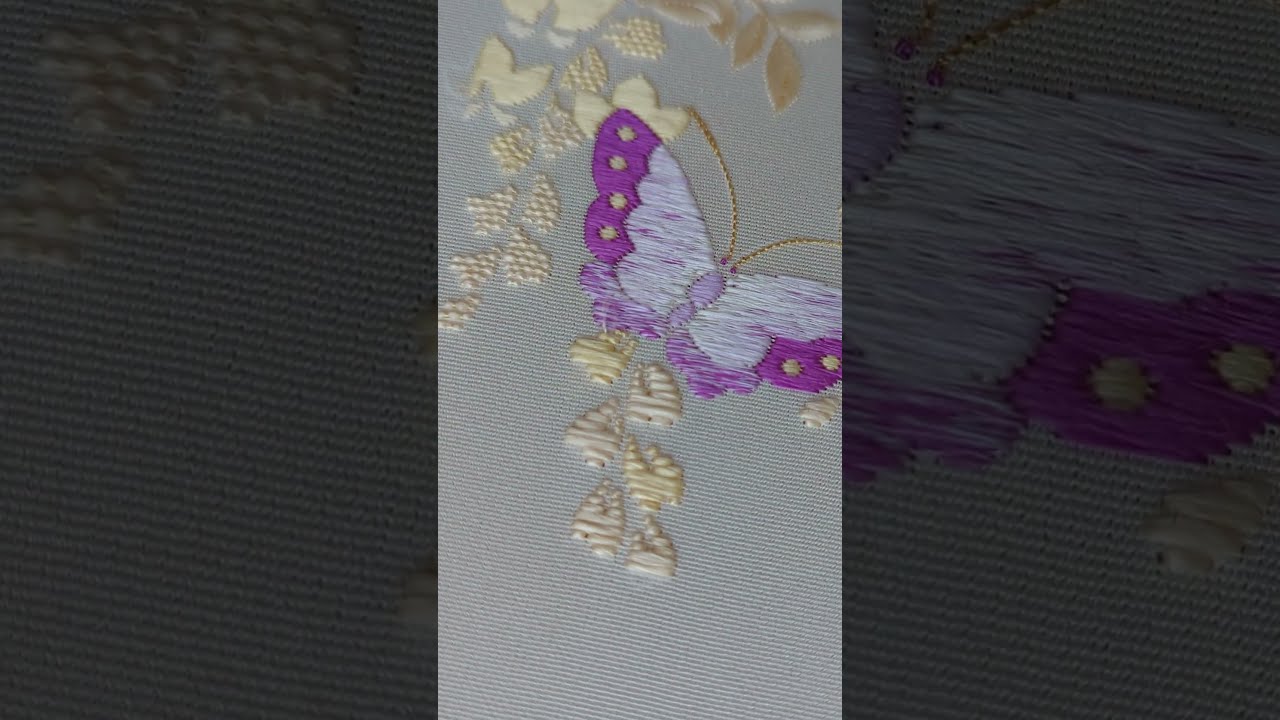 【繍】　★ 民俗 黒地花蝶紋纏足靴 ★　清朝期　花卉 胡蝶 刺繍文様　明清織繍 赤縮緬地桜楓折枝破襷蝶文様刺繍小裁振袖 文化遺産オンライン