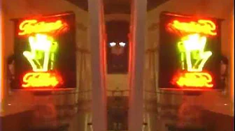 The Warlocks "Lonesome Bulldog" (Official Video) The Warlocks "Lonesome Bulldog" (Official Video)