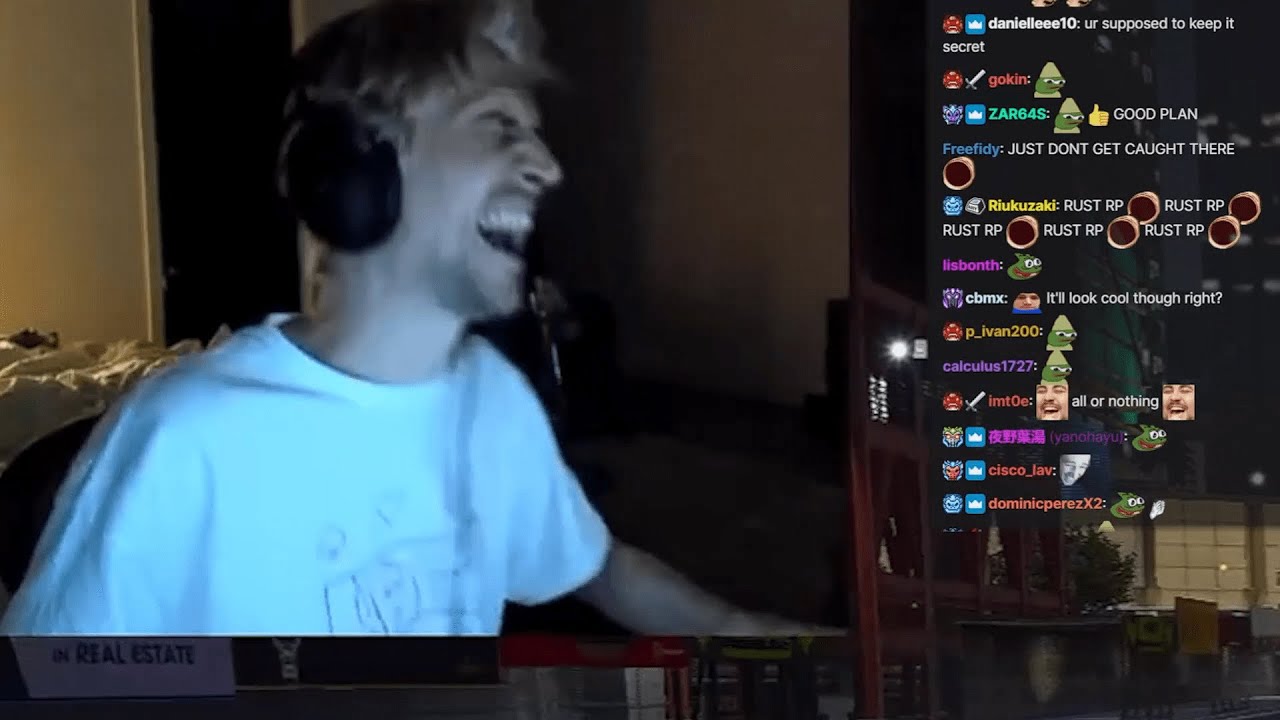 Marty slowly turns into xQc (FeelsDankMan)