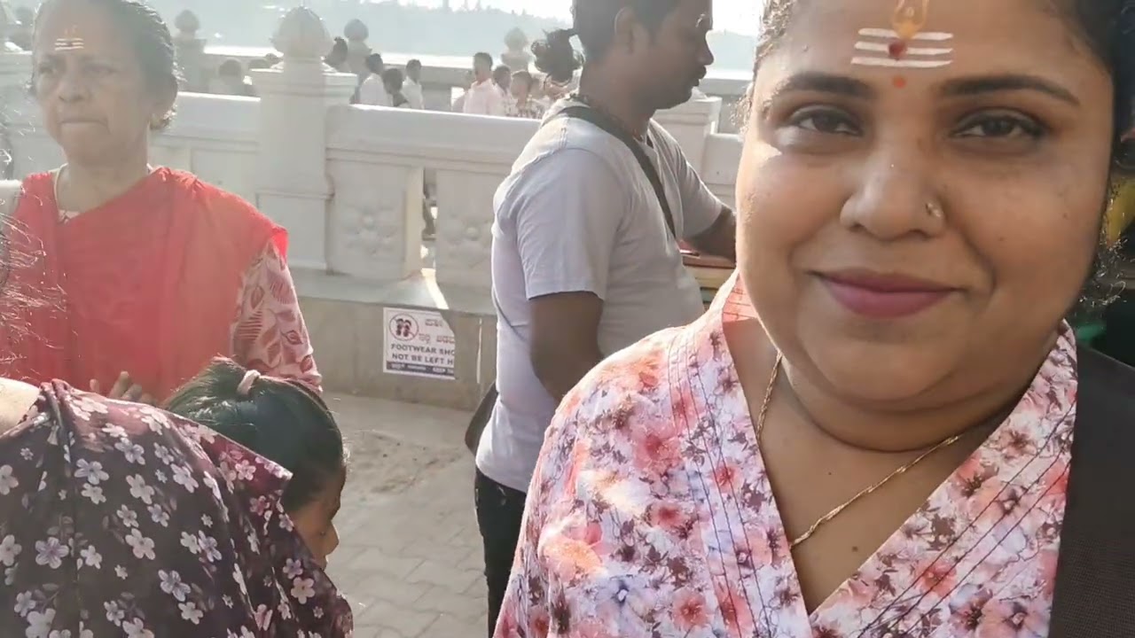 മുരുഡേശ്വർ യാത്ര#കടൽ കാഴ്ച#  ലോകത്തിലെ  ഏറ്റവും വലിയ ശിവലിംഗം കണ്ടപ്പോൾ