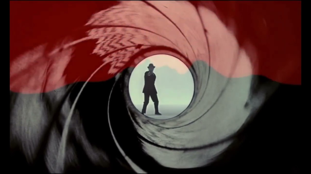 A Paramount Picture/Harry Saltzman & Albert R. Broccoli Present/Gunbarrel Sequence (1962)