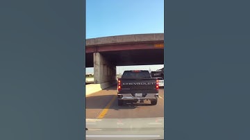 Distracted driver rear ends pick up truck #dashcamvideo #drivingfails #crash #car #dashcam #rexing