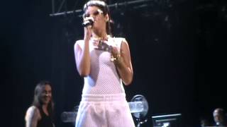 You Da One - Rihanna Live in Manila 2013