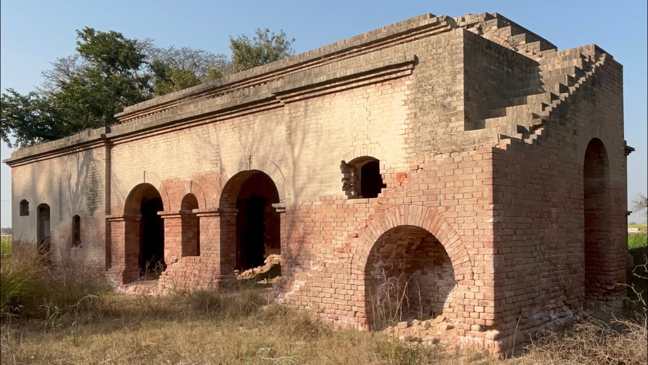 AMRANA BANGLA since (1876)15/L near khicheyan wala Tehseel chichawatni Zila Sahiwal Punjab Pakistan 