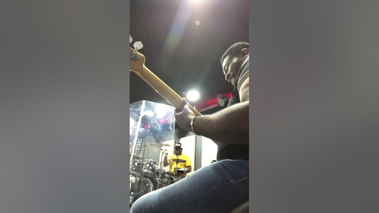 DAVIDO Stand Strong by QuadPlay Rehearsals Drummer wearing his Cap🤣🤣🤣🤣