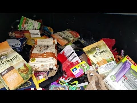 dumpster-diving-petsmart-and-petco-video!