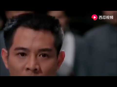 李连杰这动作至今没人能做到，不用替身，连成龙吴京甄子丹也不行