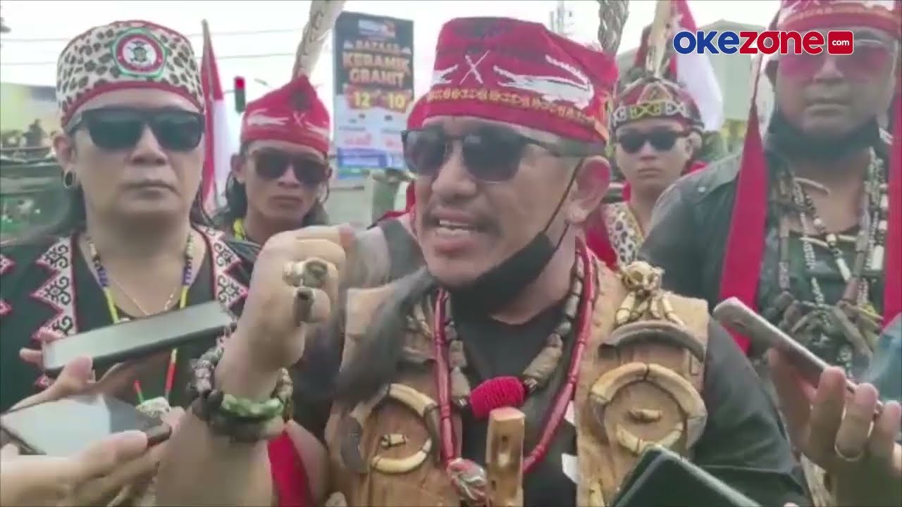Download Ormas Dayak Ritual Potong Babi dan Ayam, Protes Ucapan Edy Mulyadi
