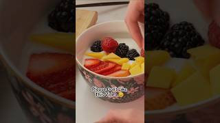 Preparing a bowl with yogurt and fruits | Please Don't Like This Video #yogurt #fruit #healtyrecipes