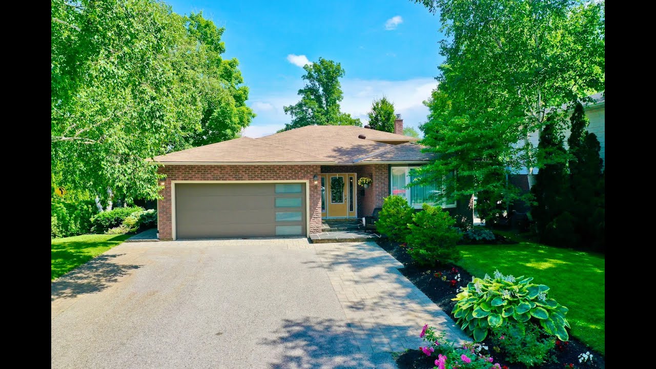 Chateau Real Estate Team, 621 Broadview Ave, Orillia YouTube