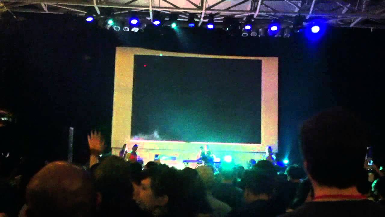 [FANCAM] GRIMES - Oblivion live in Concert @PIZZAeBIRRA Gandaria City, Jakarta