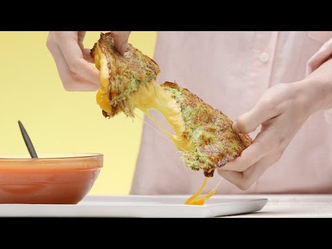 workouts traduccion No-Bread Zucchini Grilled Cheese | GLOW