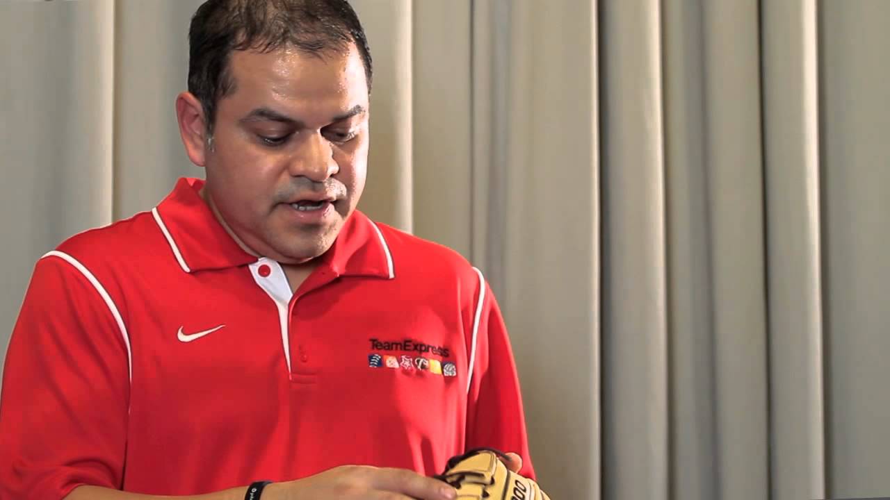 Team Express Buyer's Guide Baseball and Softball Gloves YouTube