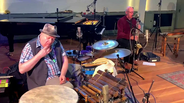 Michael Moore, Jodi Gilbert & Gunga - Studio 150 B...