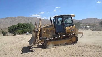 Basic Dozer controle. Deep Creek Construction School