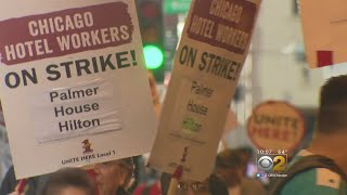 Customers Complain Of Poor Service As Hotel Workers Continue Strike