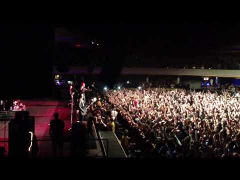 Avenged Sevenfold Critical Acclaim Live in Hollywood **HD**