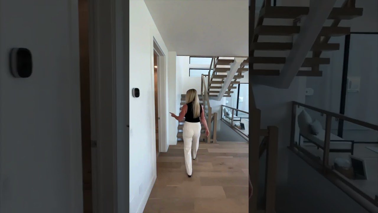 💰MILLION DOLLAR HOME WITH INCREDIBLE VIEWS 😍⛰️ 