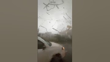 Strong Tornado Rips Through Sijangkang, Malaysia — Oct. 15, 2025 #tornado #malaysia
